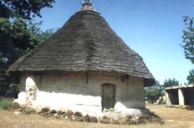 The Kamabolon sanctuary in Kangaba in 1992. Picture by Jan Jansen.